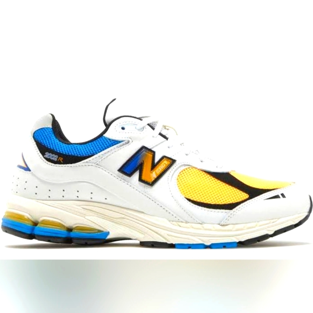 New balance 2002r